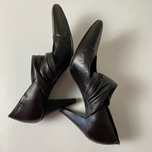 Minelli Sz EU 37 / US 6.5 Black Leather Pump Heels Made in Italy Neutral Luxury - Picture 7 of 14